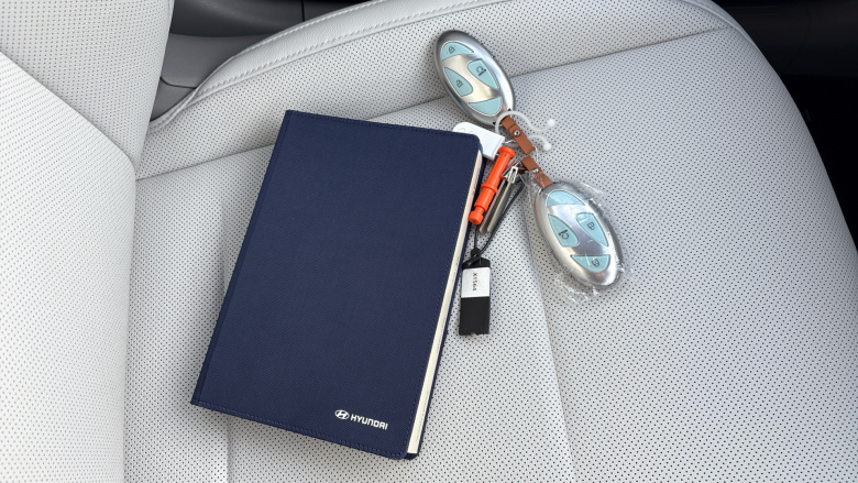 Hyundai IONIQ 6 239kW Ultimate 77kWh 4dr AWD Auto Electric Saloon